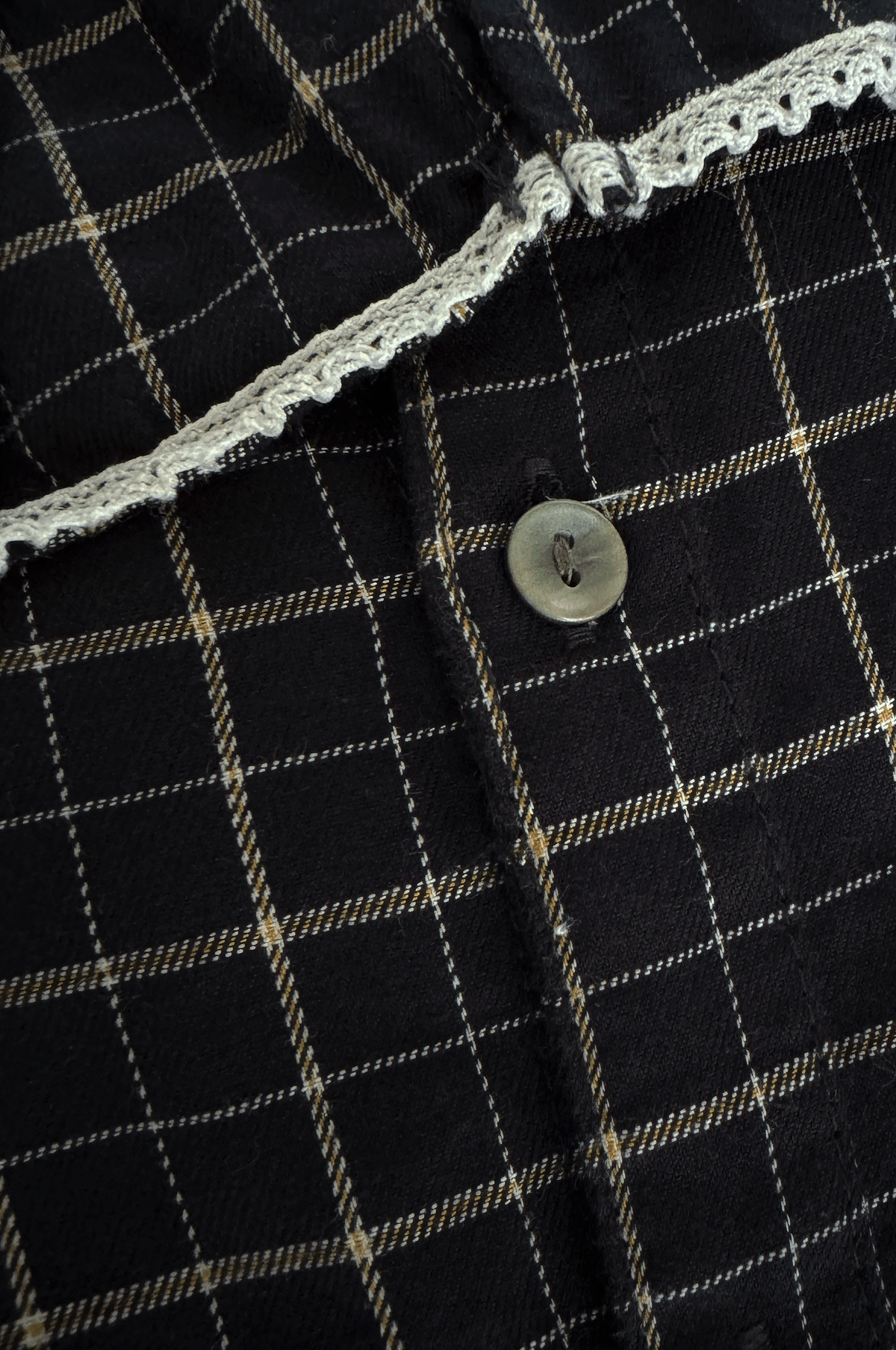 Frill Collar Check Blouse